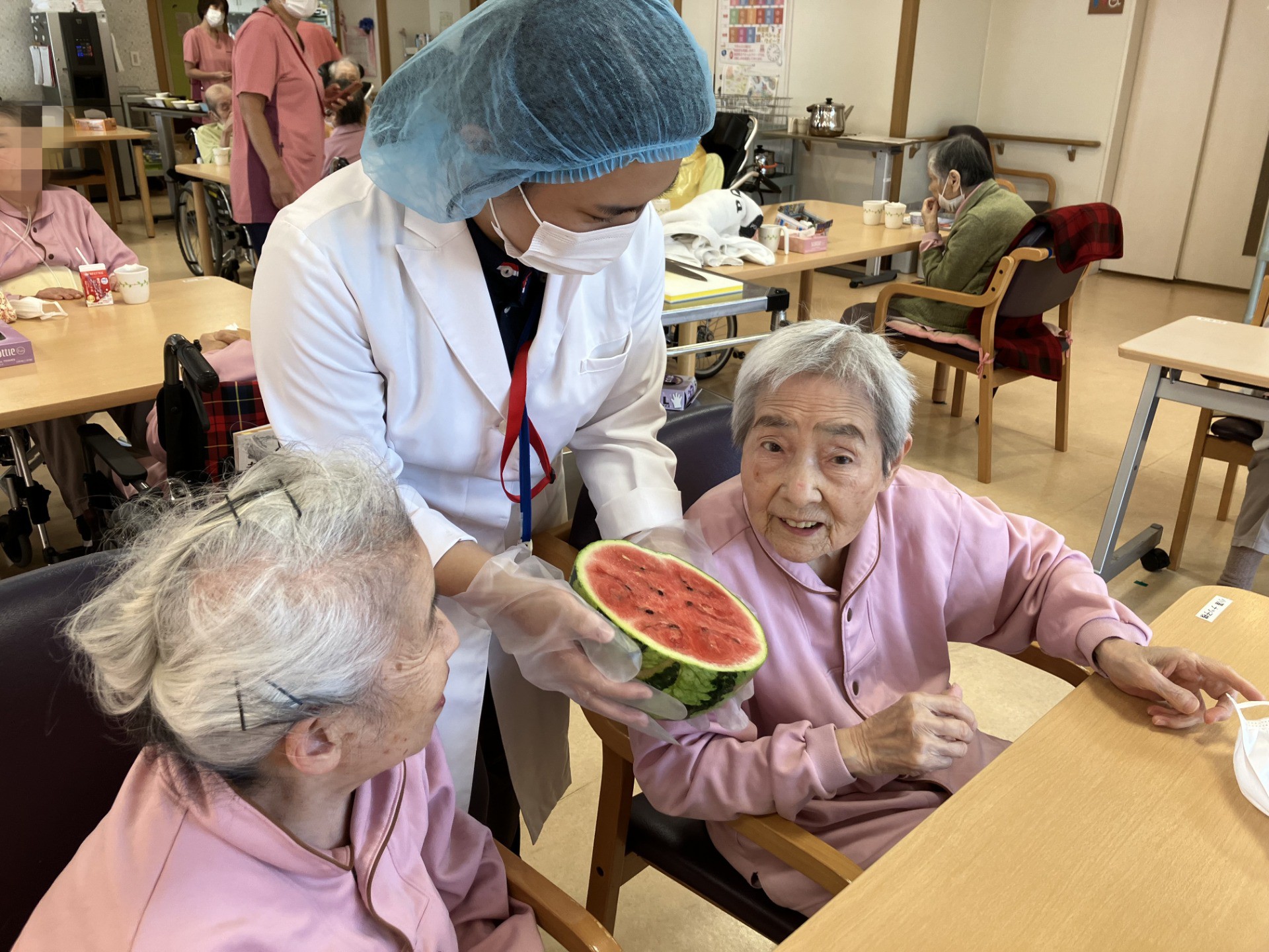 納涼祭まであと9日！イルアカーサ農園のすいかで🍉すいか入刀式を開催しました🍉第二弾