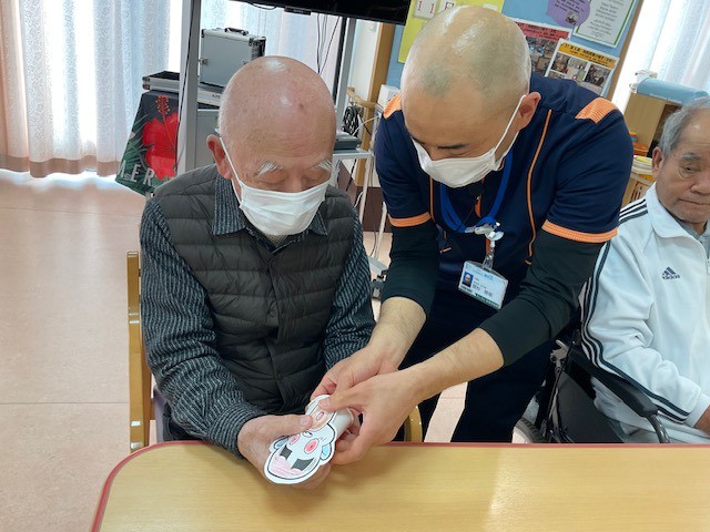 紙コップ制作　“動くおもちゃ”　講座