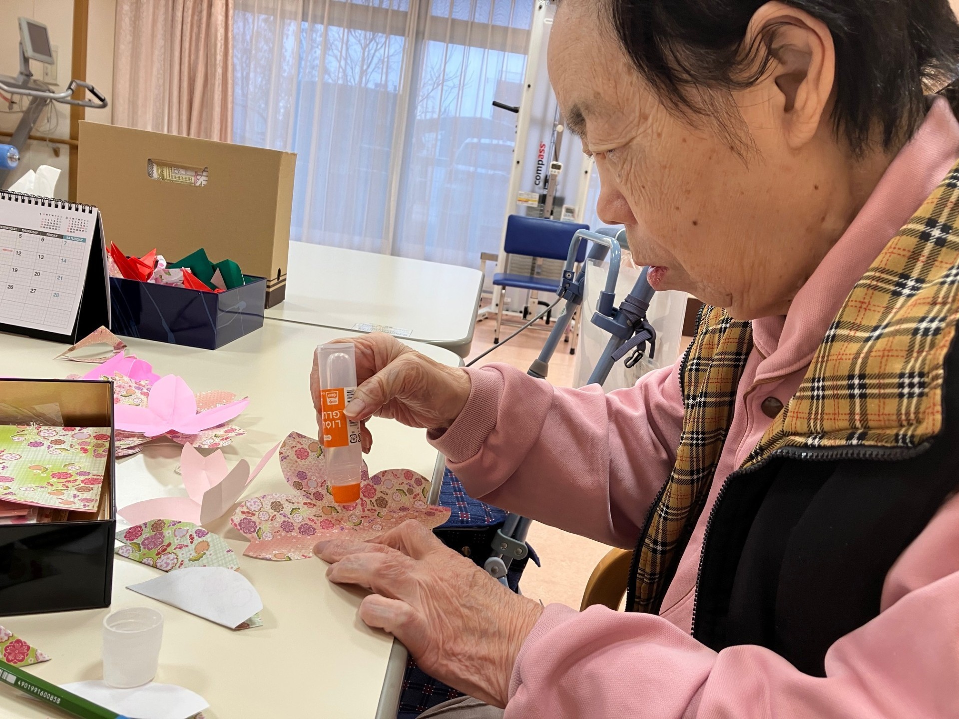 🌸春のアクテビティ“桜吹雪の吊るし飾り”🌸